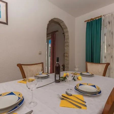 Two-bedroom In Apartman